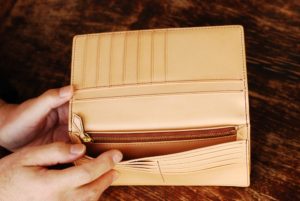 コードバン×ブッテーロ『長財布』